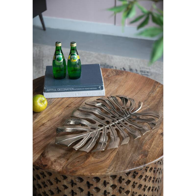 Modern Multi-functional Monstera Leaf Wall Decor with Bright Gold Finish, for Various Interior Styles and Themes