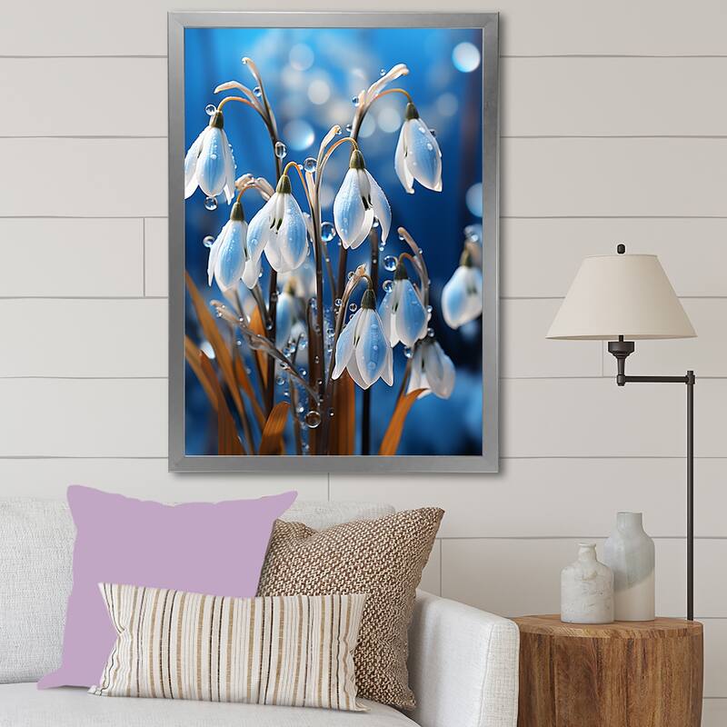 Designart "Winter Snowdrop Flower Photography I" Snowdrops Framed Wall Art Living Room - 16 in. wide x 32 in. high - Silver