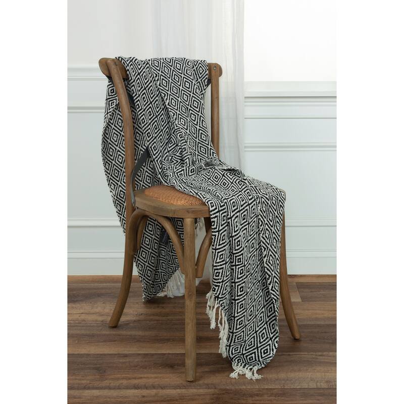 Rizzy Home Boho Geometric Throw Blanket