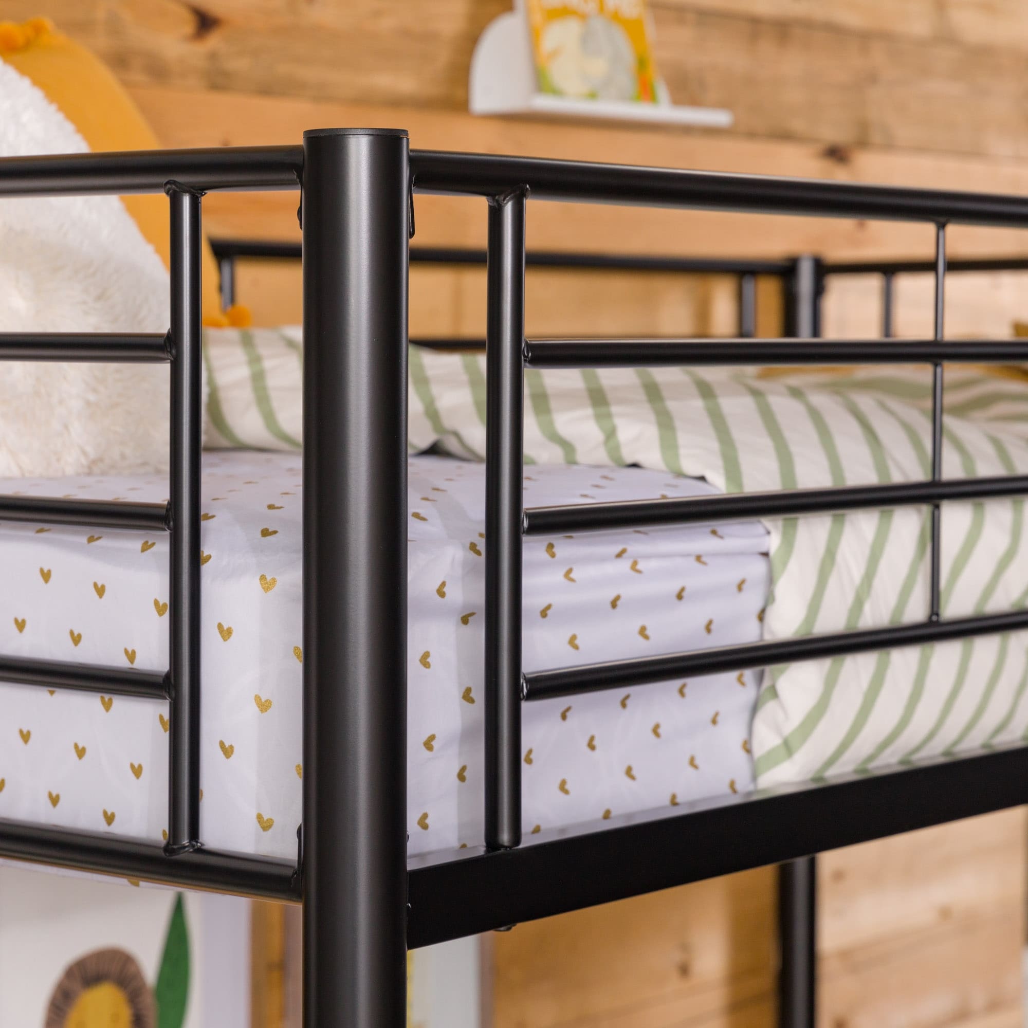 Middlebrook Abner Black Metal Classic Twin Loft Bed On Sale Bed Bath Beyond 4655495