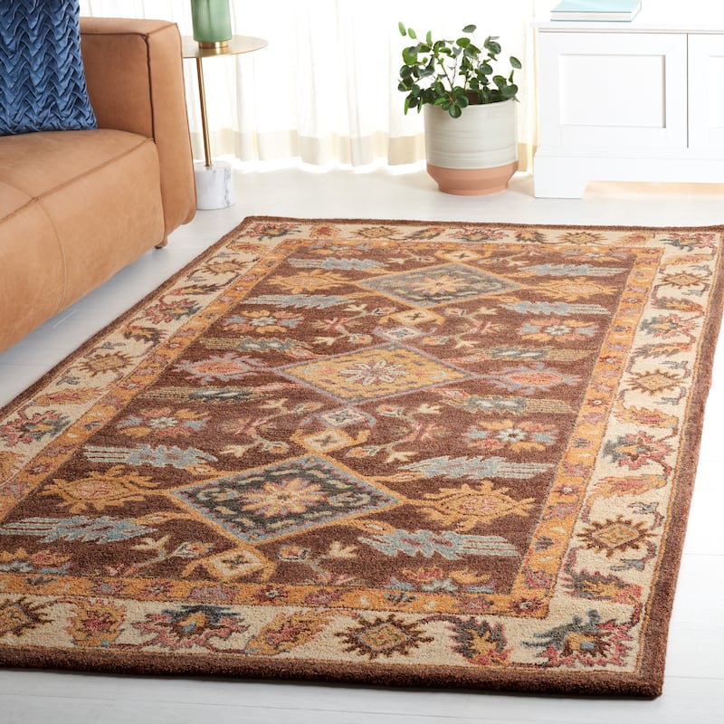 SAFAVIEH Handmade Antiquity Jozsi Traditional Oriental Wool Rug - 6' x 9' - Dark Brown/Ivory