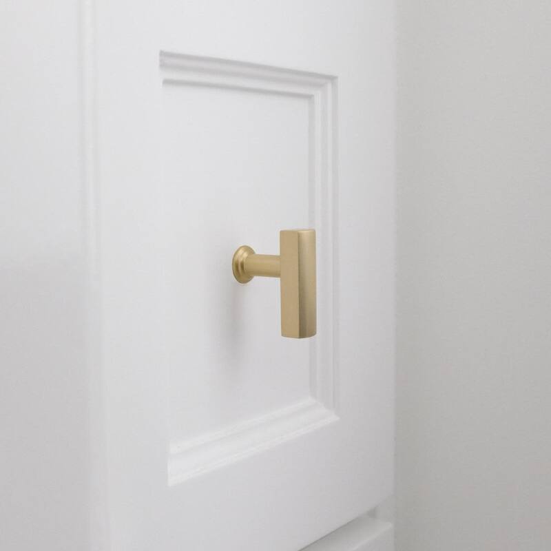 Hapny Home M30 Mod 1-3/4" Long Solid Metal Luxe Modern Offset T Bar