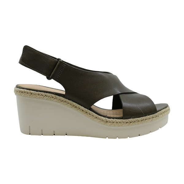 clarks platform sandals