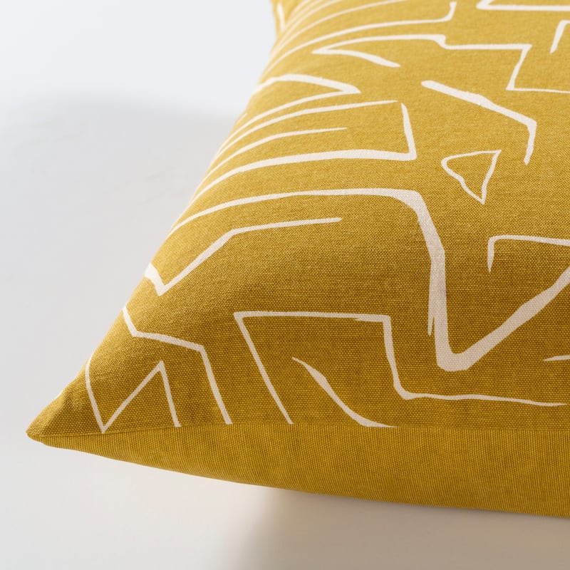 Artistic Weavers Tiffanie Retro Graphic Patterned Throw Pillow