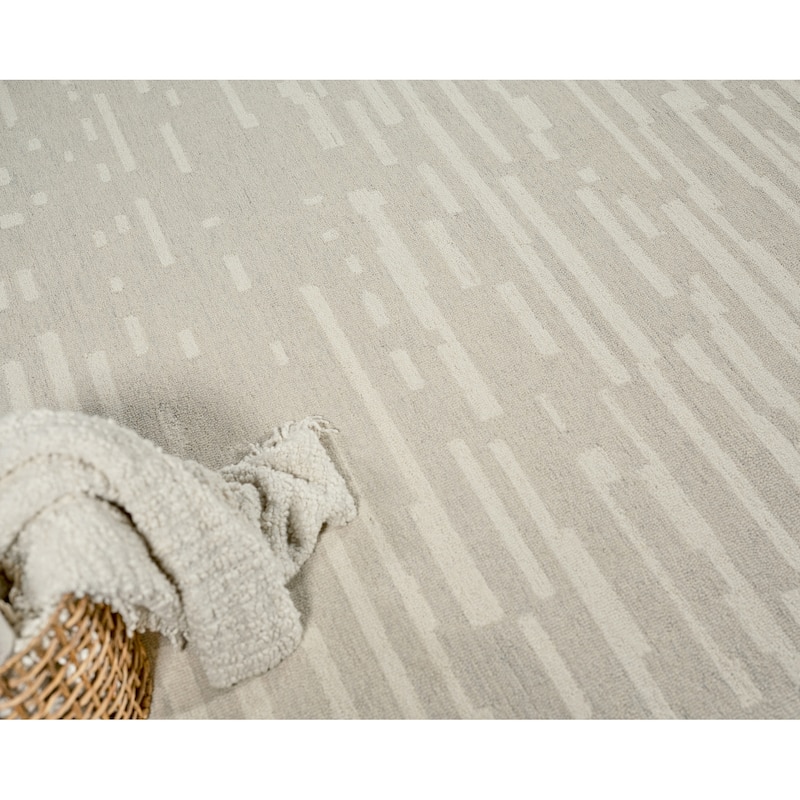 Exquisite Rugs Carmel Handmade Hand-tufted New Zealand Wool on Canvas Silver/Ivory Area Rug
