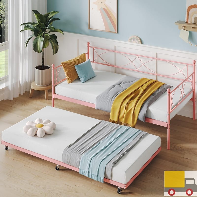 Twin Metal Daybed with Pull-Out Trundle