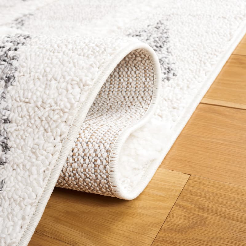 SAFAVIEH Moroccan Tassel Shag Sofika 2-inch Thick Rug