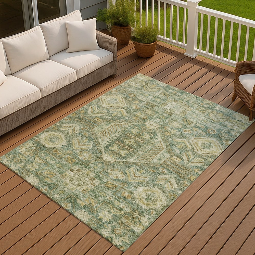 Machine Washable Indoor/ Outdoor Boho Traditional Chantille Rug