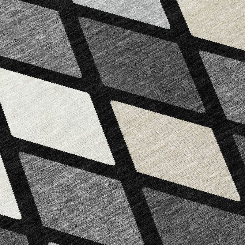 Machine Washable Indoor/ Outdoor Chantille Diamond Prism Rug