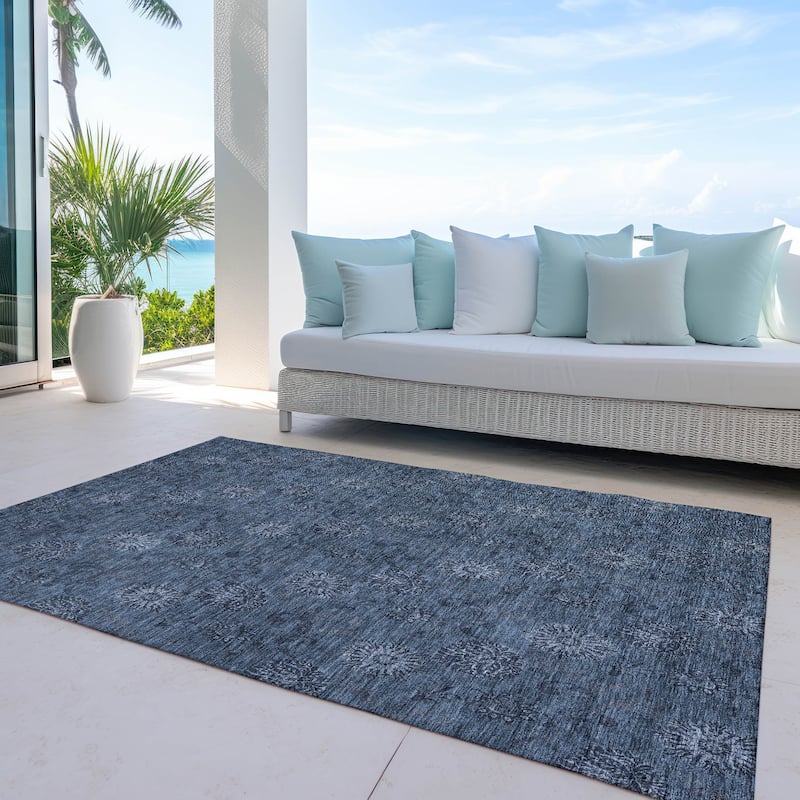 Machine Washable Indoor/ Outdoor Chantille Floral Burst Rug - Blue - 3' x 5'