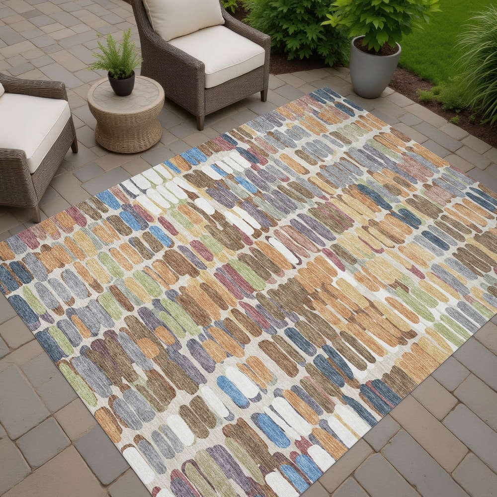 Machine Washable Indoor/ Outdoor Modern Caps Chantille Rug