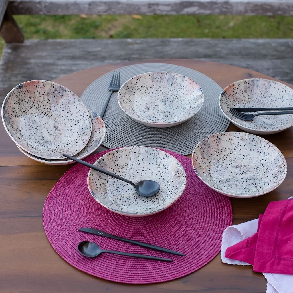 Daily Unni Large Dinner 8.07 in. Soup Bowls in Orange and Black