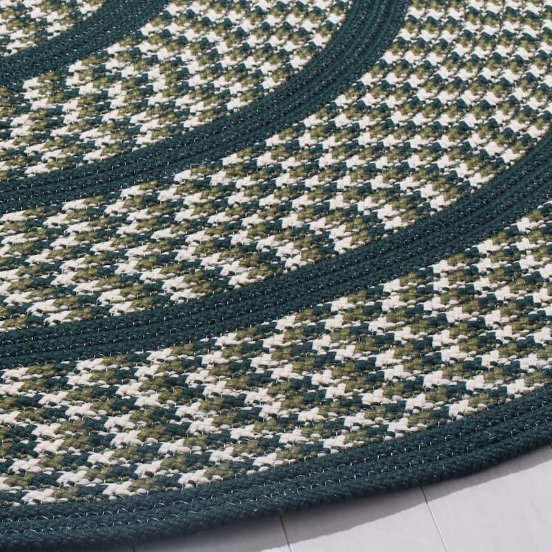 SAFAVIEH, Handmade Braided Jinela Country Rug