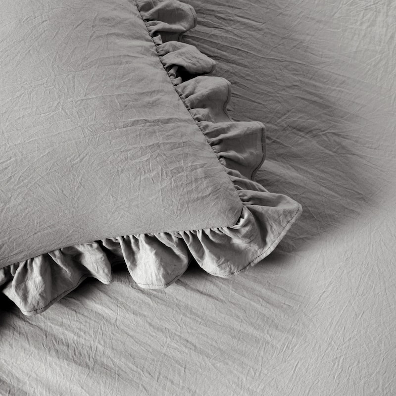 Lush Decor Ruffle Skirt Bedspread Set