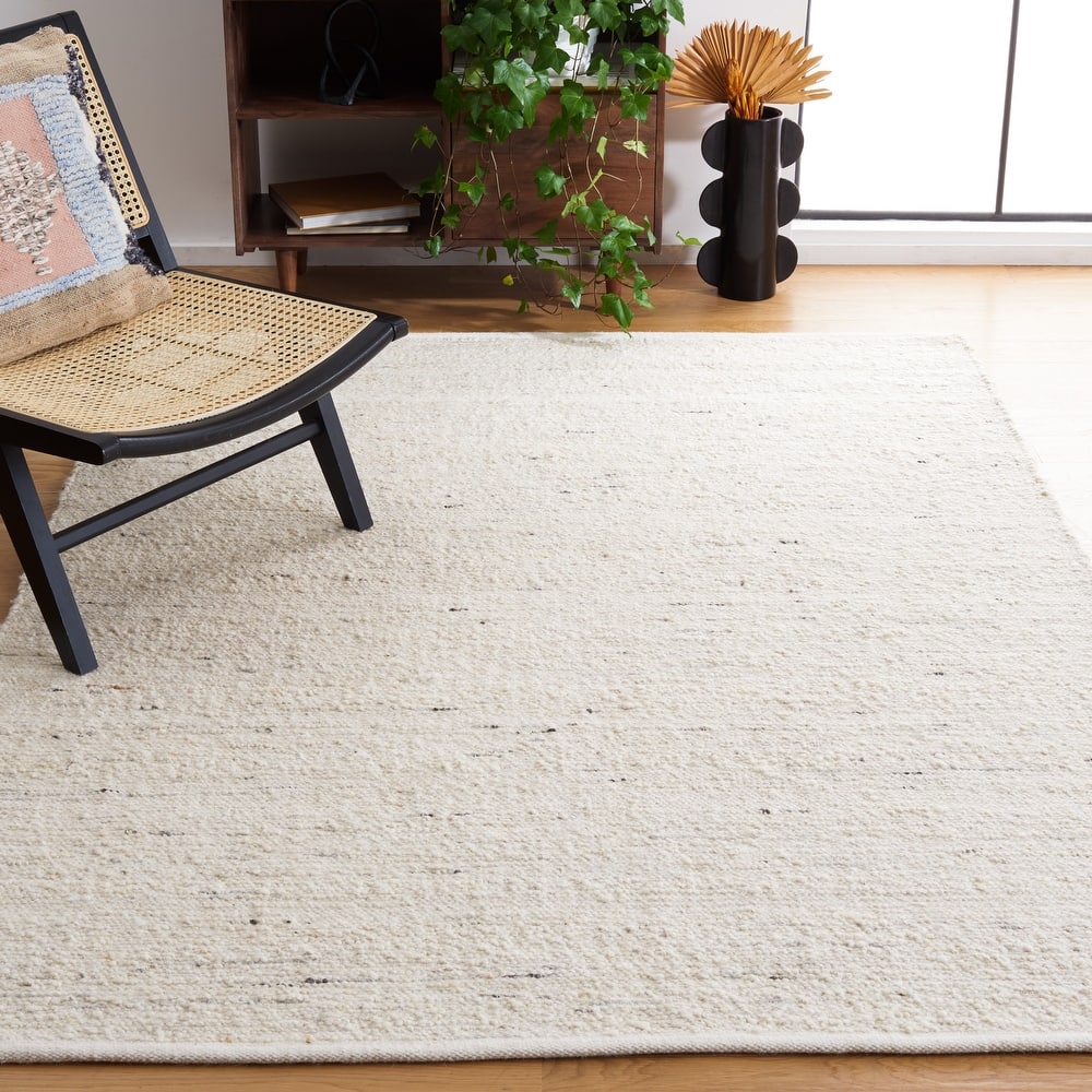 SAFAVIEH Handmade Natura Engelgard Wool Rug