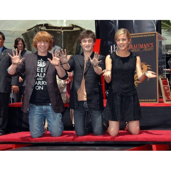 Shop Rupert Grint Daniel Radcliffe Emma Watson At The Induction Ceremony For Harry Potter Foot Print And Wand Print Ceremony Graumans Overstock 24376308