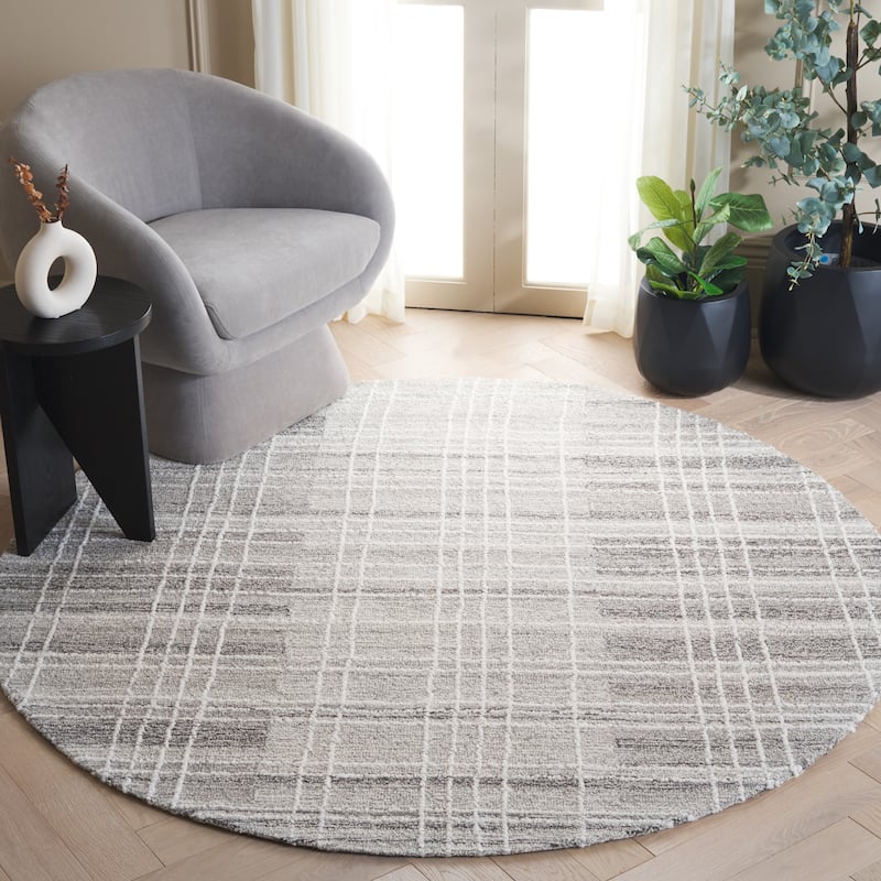 SAFAVIEH Handmade Metro Gaia French Country Wool Rug - 6' Round - Grey