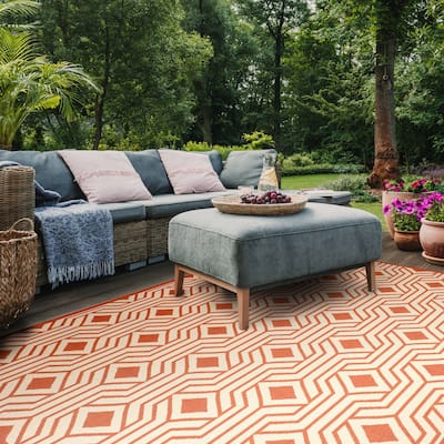 SAFAVIEH Courtyard Chong Indoor/ Outdoor Waterproof Patio Backyard Rug