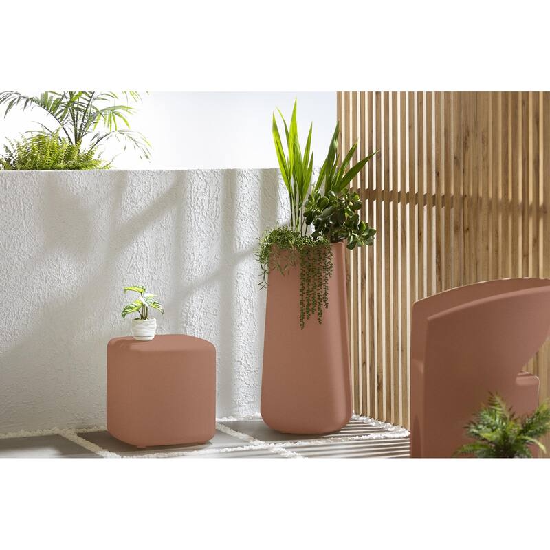 South Shore Dalya Pot Planter