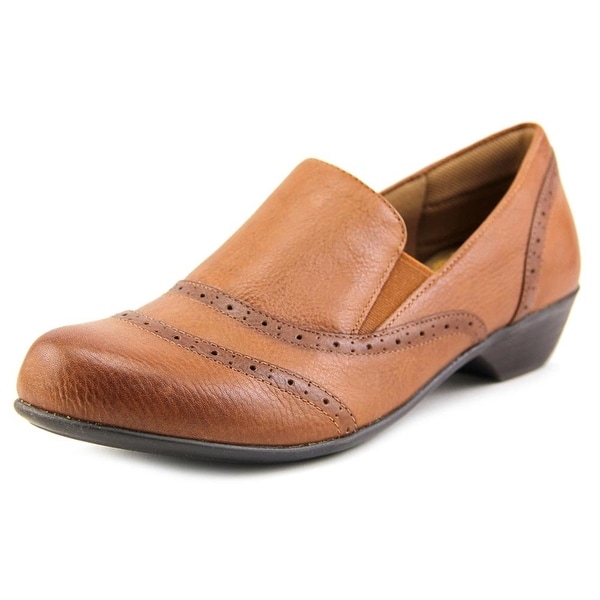 Comfortiva Rose Women Round Toe Leather Tan Loafer