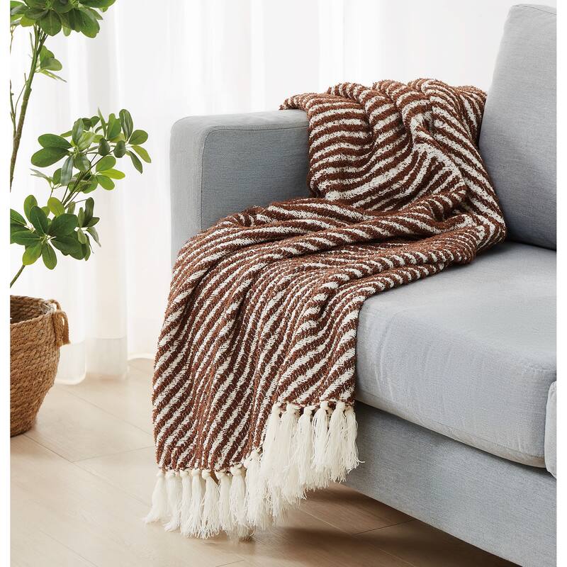 Brooklyn Loom Diagonal Chenille Stripe 50x70 Throw