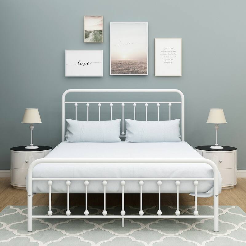 Metal Platform Bed Frame featuring a Headboard, Sturdy Slat Support, No Box Spring Required, and Easy to Assemble‌.