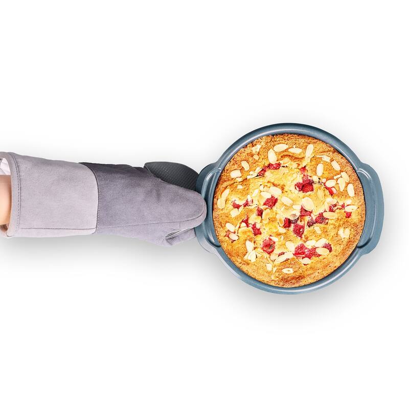 Joseph Joseph Nest Bake 9" Round Non-Stick Cake Pan with Easy Pull Handles