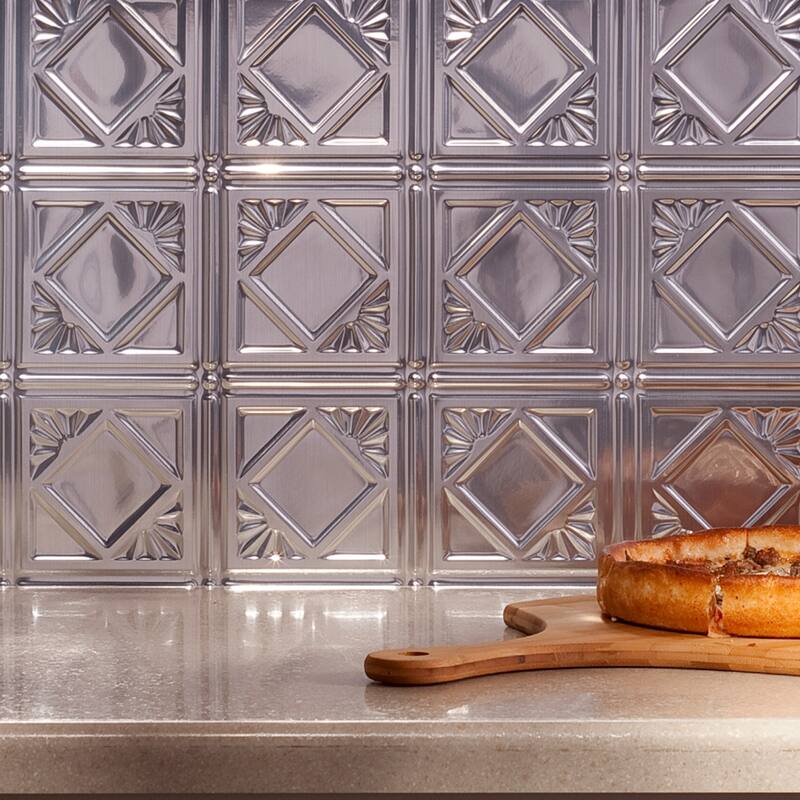 FASÄDE Traditional Style 4 Decorative Vinyl Backsplash Panel