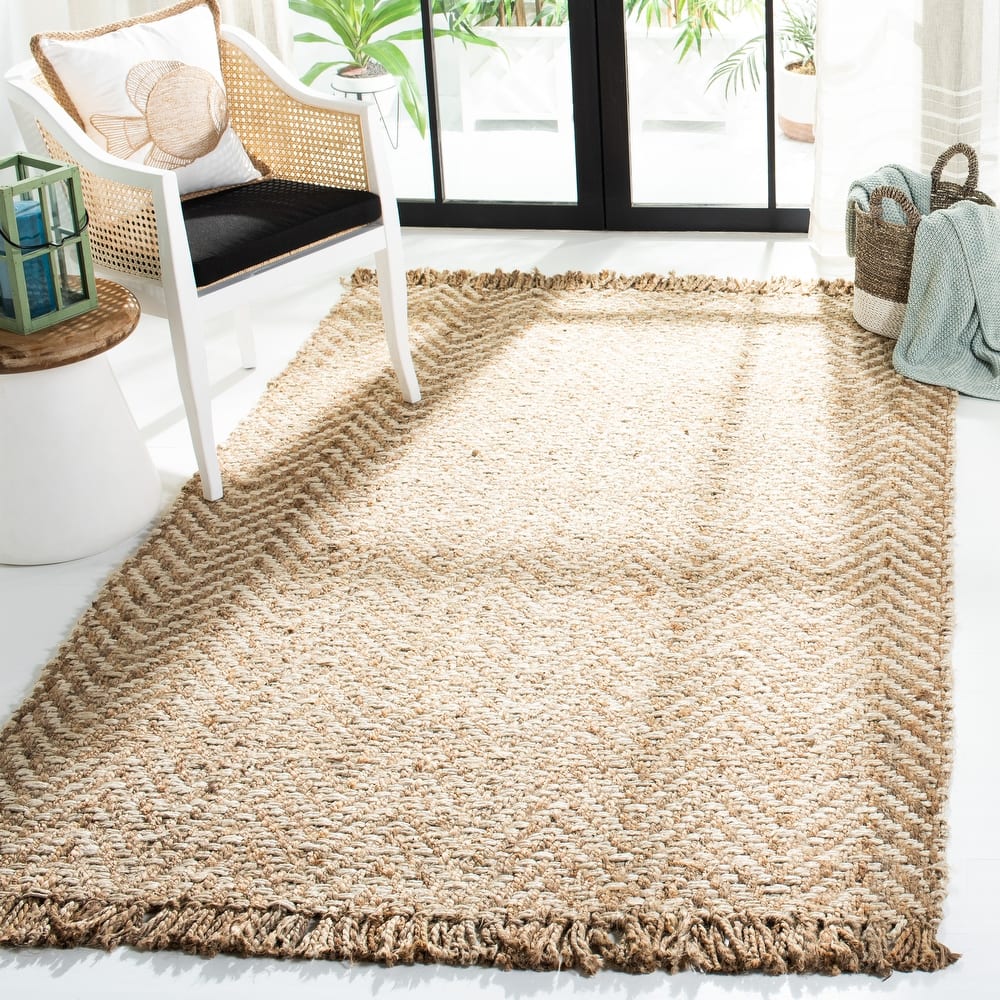 SAFAVIEH Handmade Natural Fiber Atlandida Casual Chevron Jute Rug