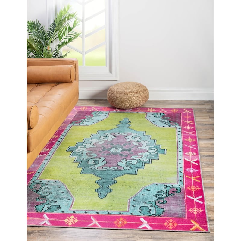 Traditional Rine Collection Area Rug - 8'4"x12' - Green