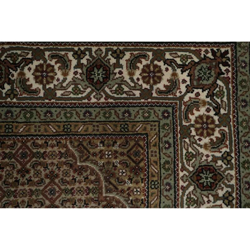 Hand Knotted Oriental 100% Wool Carpet Traditional Floral Beige & Ivories Bidjar Area Rug - 9' 5'' X 5' 9''