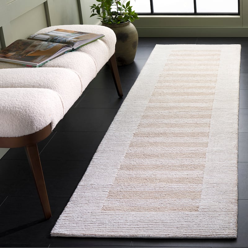 SAFAVIEH Handmade Pine Costanza Modern Wool Rug