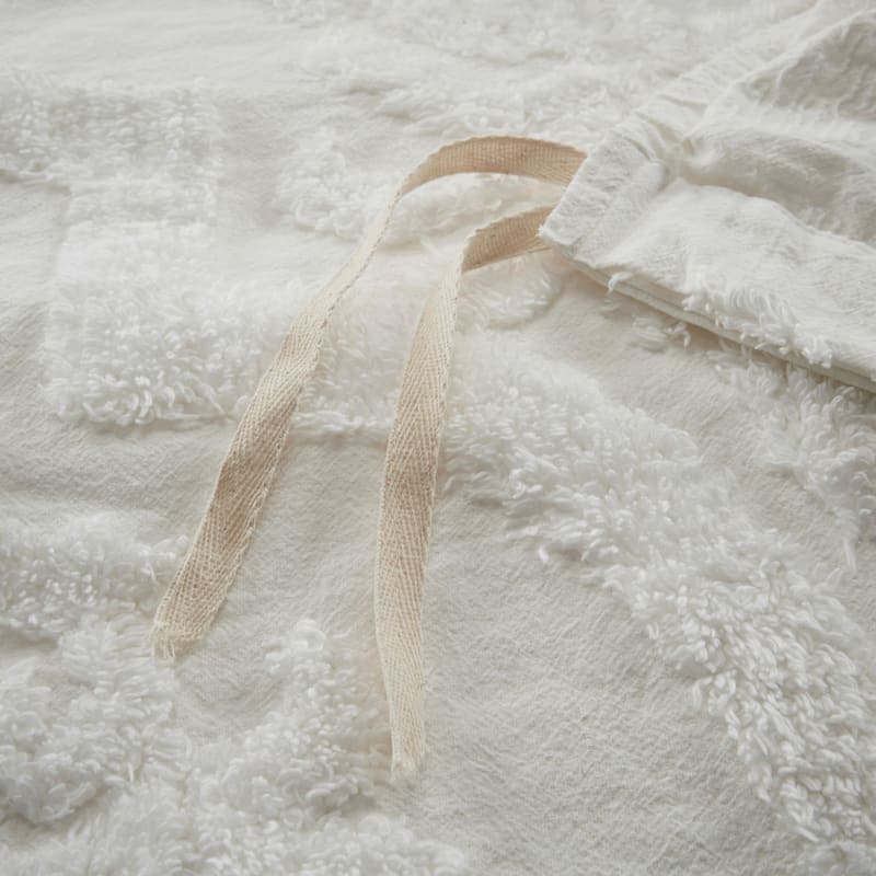 Madison Park Aeriela Tufted Cotton Chenille Damask Duvet Cover Set