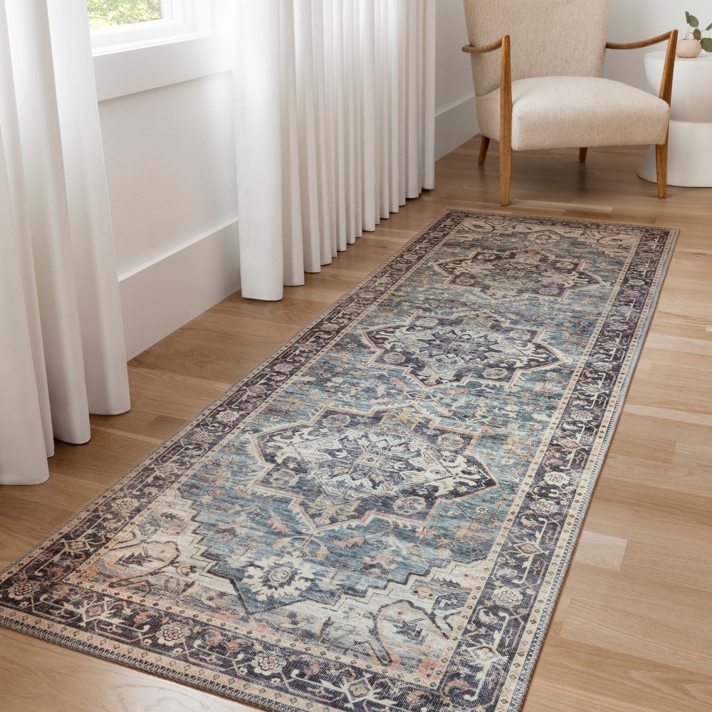 Alexander Home Venetian Printed Medallion Distressed Area Rug