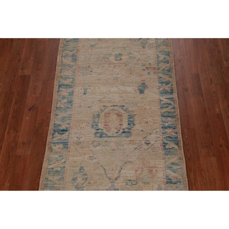 Hand Knotted Oriental 100% Wool Carpet Transitional Floral Beige & Ivories Oushak Runner Rug - 7' 11'' X 2' 6''
