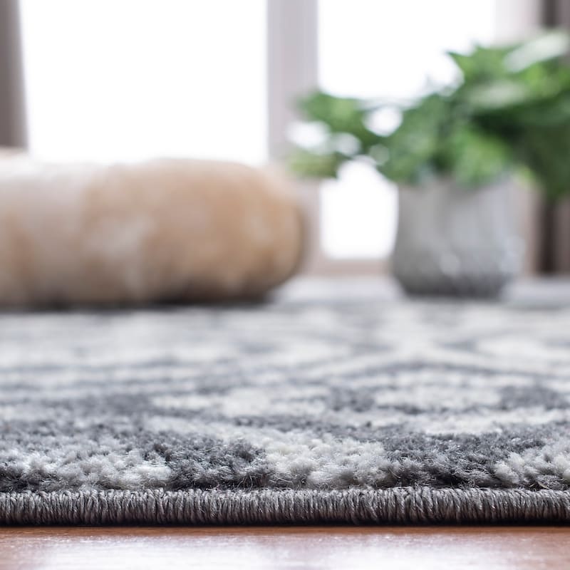 SAFAVIEH, Adirondack Rena Damask Floral Distressed Rug