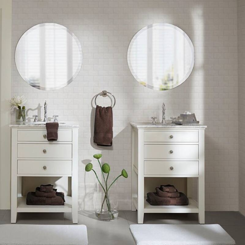 One hundred percent Cotton 8 Piece Antimicrobial Towel Set