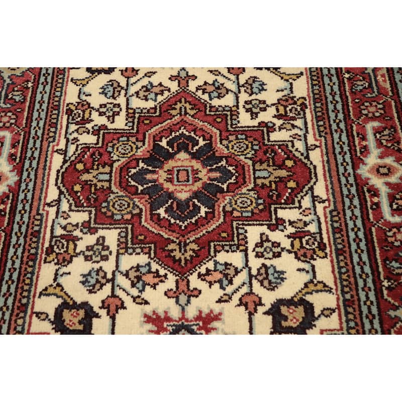 Hand Knotted Oriental 100% Wool Carpet Traditional Medallion Beige & Ivories Heriz (serapi) Area Rug - 5' 10'' X 4' 0''