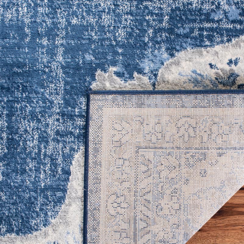 SAFAVIEH Brentwood Coralyne Traditional Oriental Rug