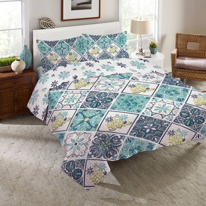 Garden Getaway Twin Quilt Set