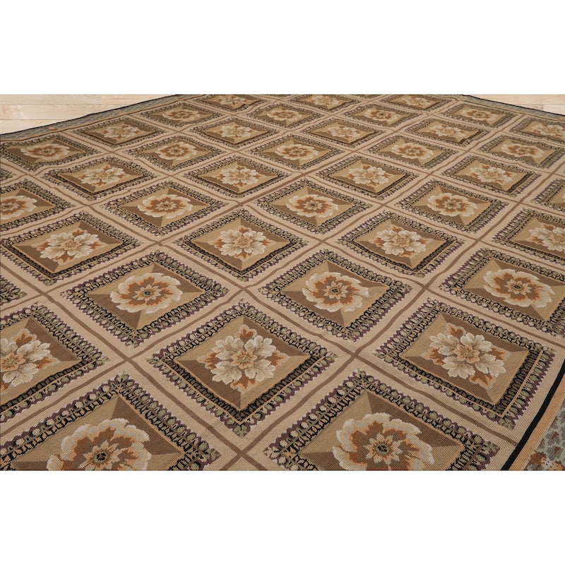 7'9''x10 Hand Woven Flatweave wool Beige French Aubusson Needlepoint Box Rug - 7' 9'' x 10'