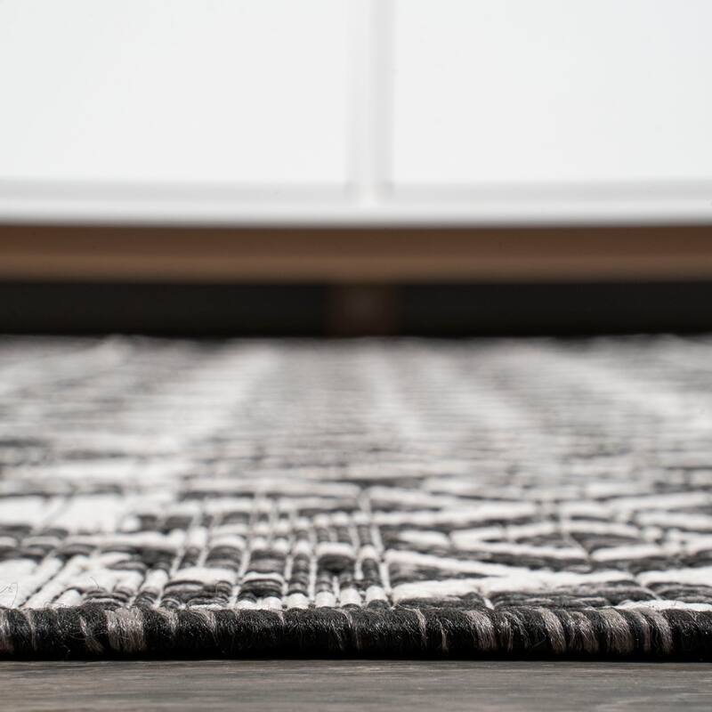JONATHAN Y Nokat Tribal Bohemian Indoor/Outdoor Area Rug