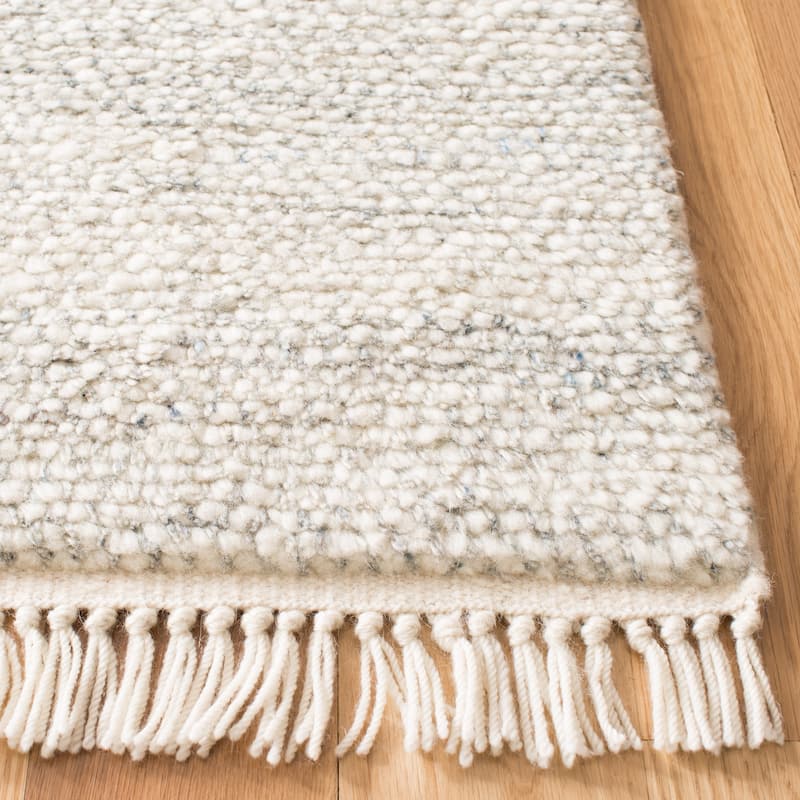 SAFAVIEH Handmade Casablanca Shag Tribal Grey Wool Rug