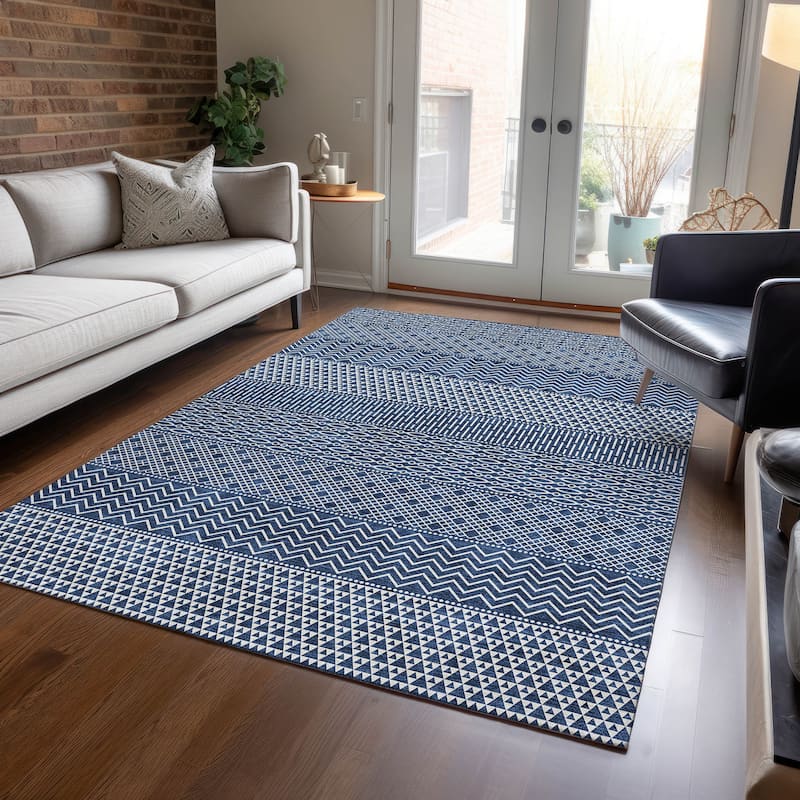 Machine Washable Indoor/ Outdoor Modern Stripes Chantille Rug