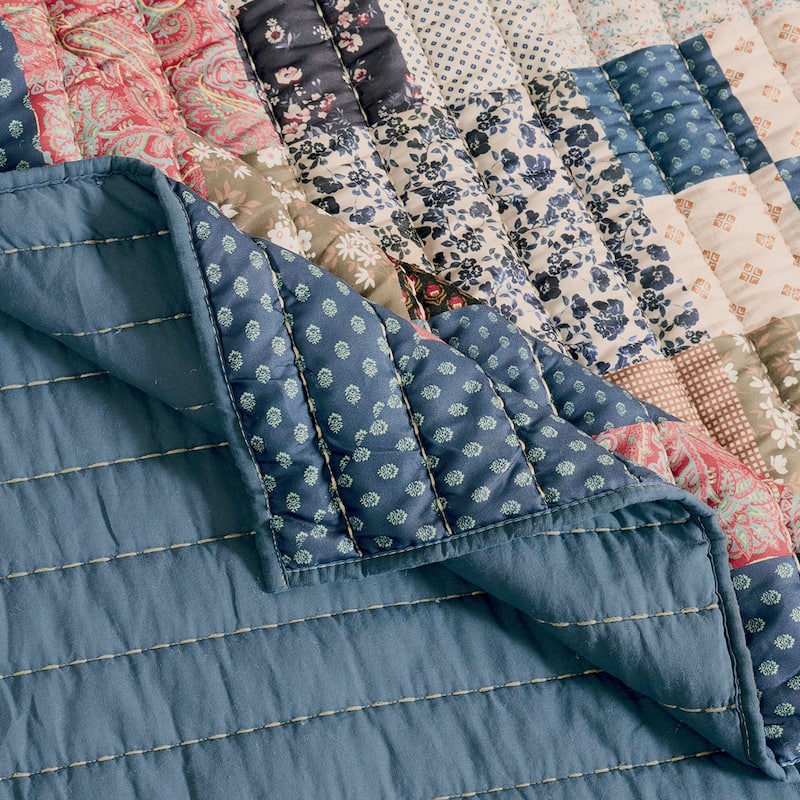 Greenland Home Fashions Shiloh Patchwork Floral Print Quilt Set