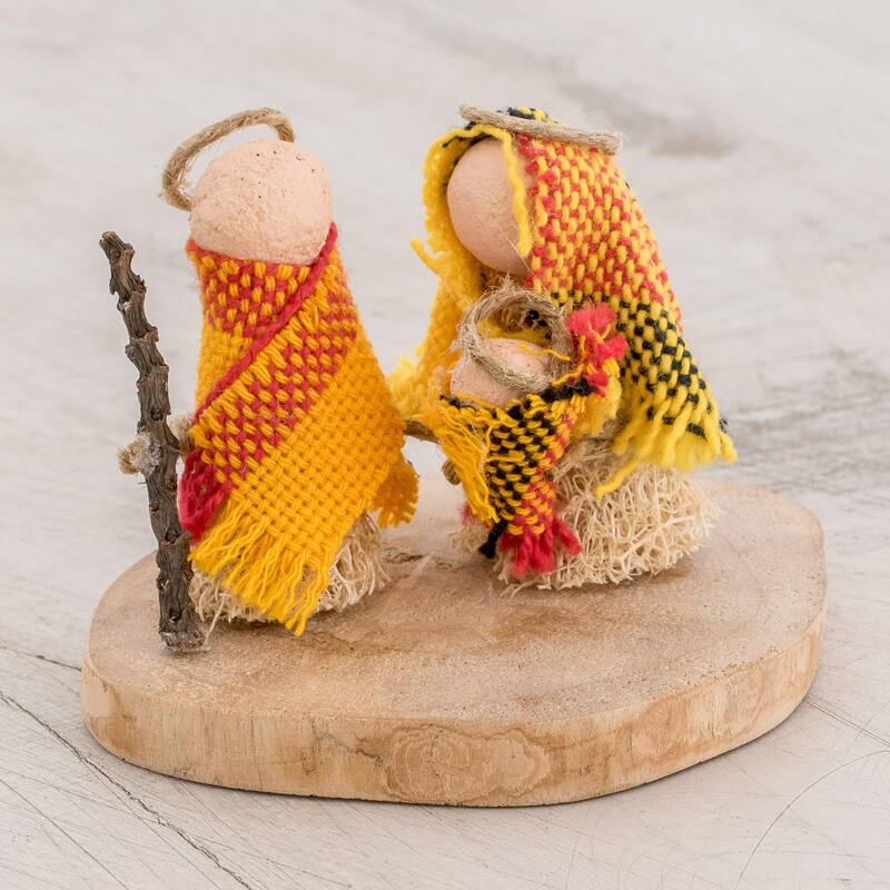 Novica Handmade Hopeful Love Natural Fiber Nativity Sculpture