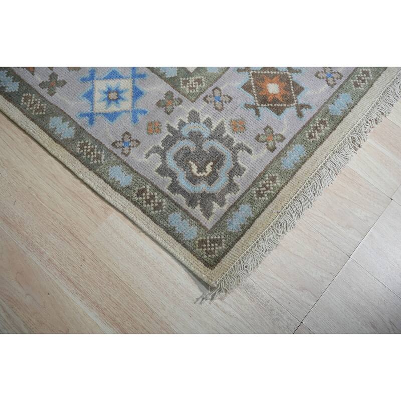 Hand-Knotted Wool Beige Traditional Design Modern Knot Rug - A Fusion of Classic Elegance and Contemporary Craftsmanship