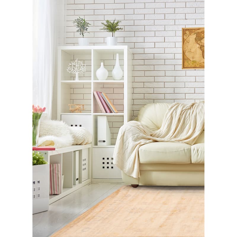 ECARPETGALLERY Hand-knotted Chobi Finest Ivory Wool Rug - 5'11 x 9'1