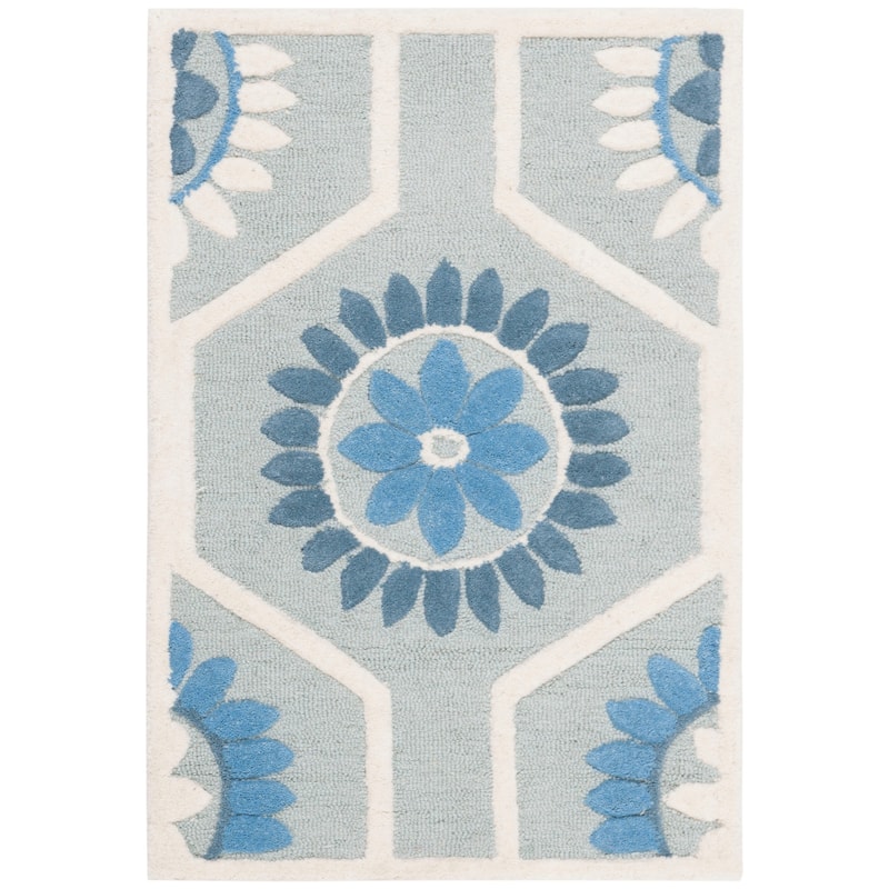 SAFAVIEH Handmade Cambridge Edeltraud Modern Moroccan Wool Rug - 2' x 3' - Blue/Ivory