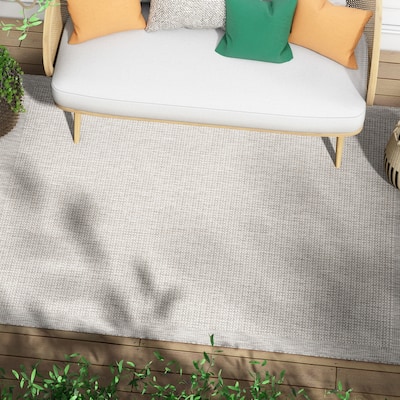 Well Woven Medusa Odin Indoor Outdoor Border Solid Area Rug